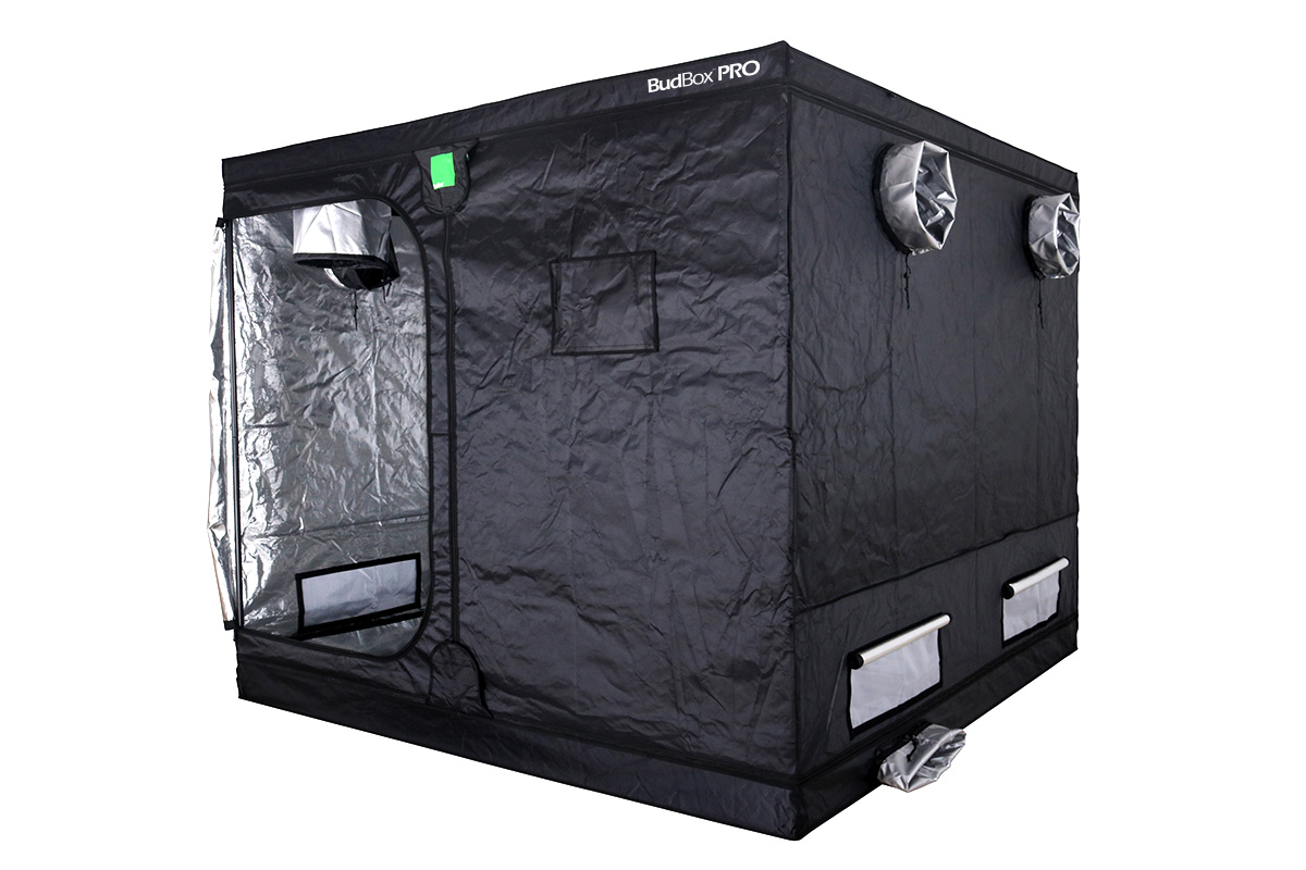 BudBox PRO Titan+ 240x240x200cm stříbrný - pěstební stan